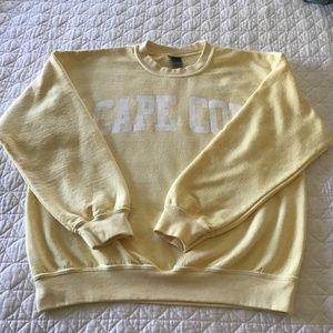 Sweatshirt Ladies Cape Cod NWOT SIZE SMALL MEDIUM Yellow Heavy Blend